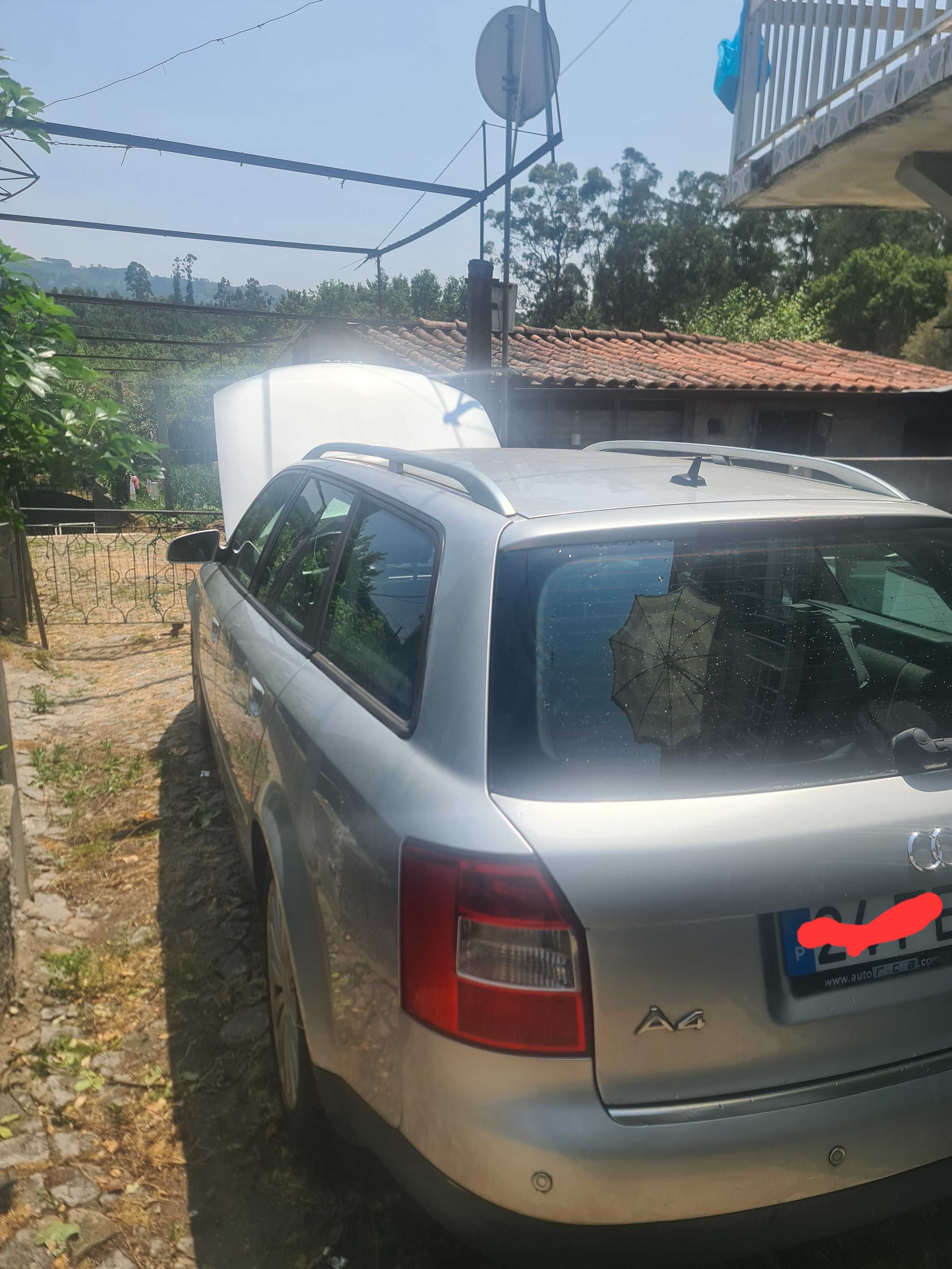 Audi A4 1.9 TDI com vários extras.