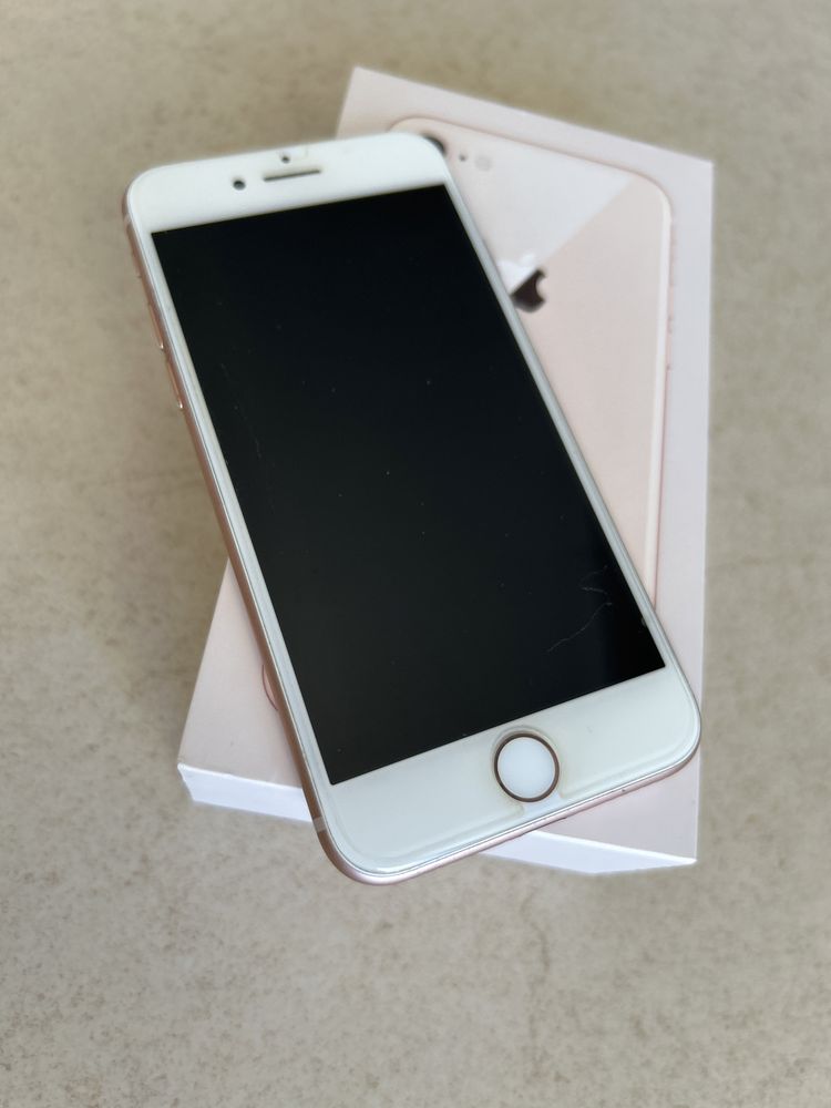 Iphone 8 dourado rosa 64GB