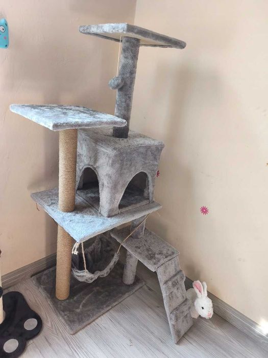 Drapak dla kota *Nowy* XXL wysoki słupek domek  136 cm 6 poziomów