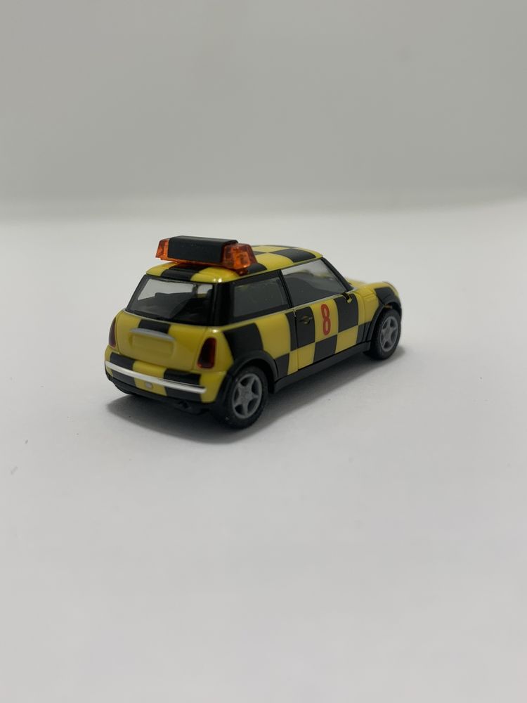 Mini Cooper TM da Herpa escala 1/87