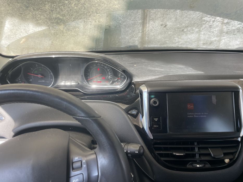 Peugeot 208 1.2 2014
