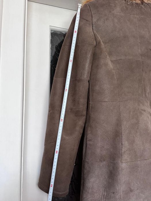 Натуральна дублянка з хутром єнота.