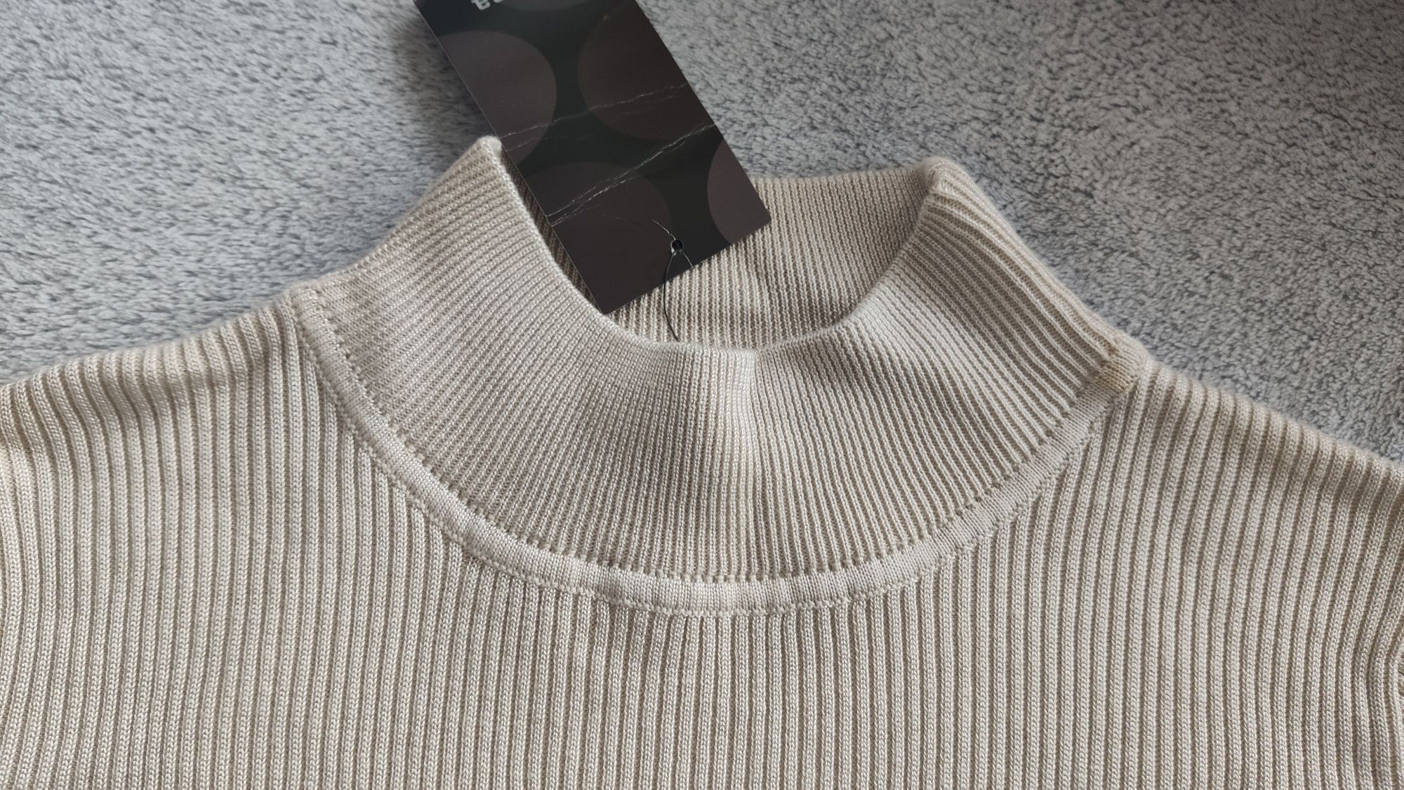 Bluzka ze stójką, półgolf sweterek