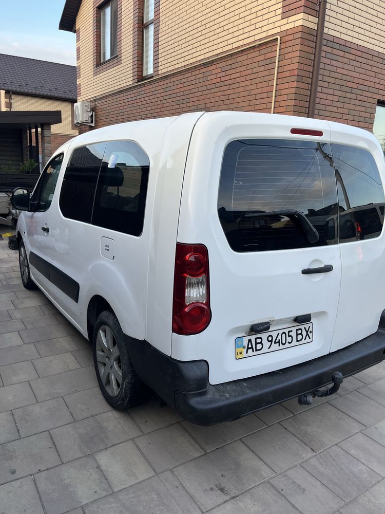 Peugeot Partner Maxi 2010 1.6 дизель