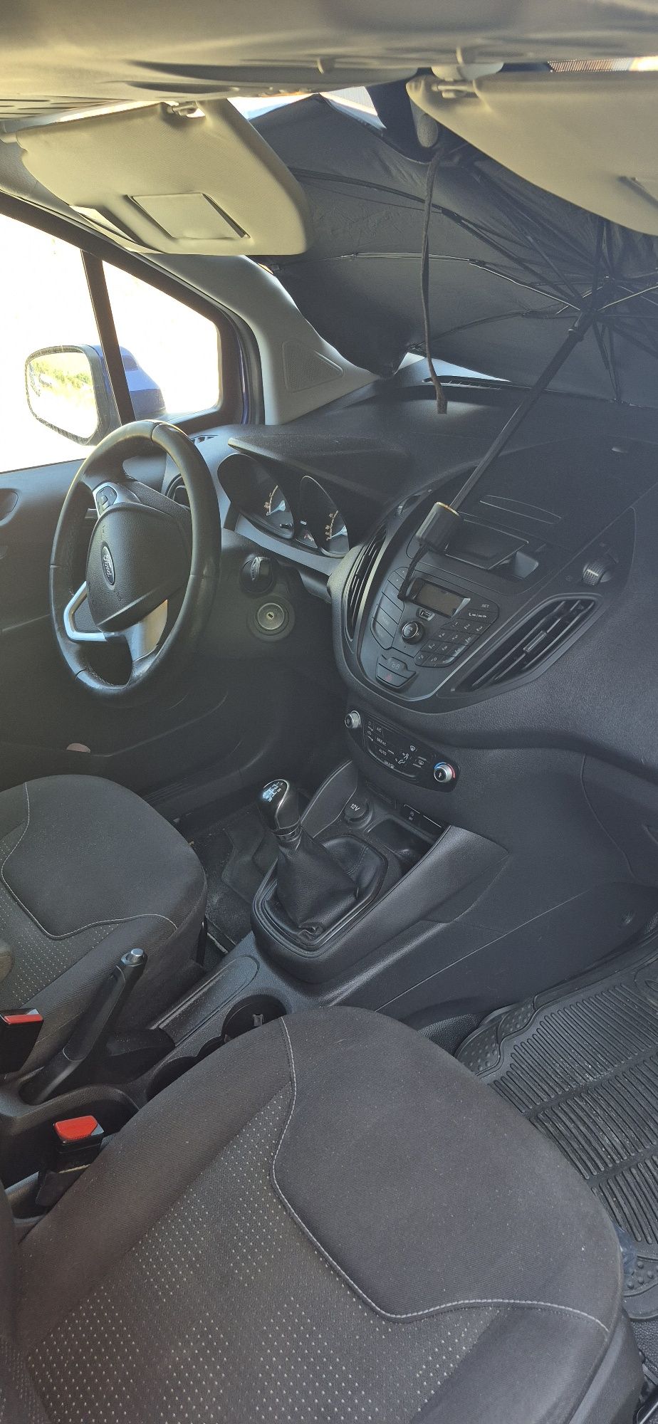 Ford transit courier