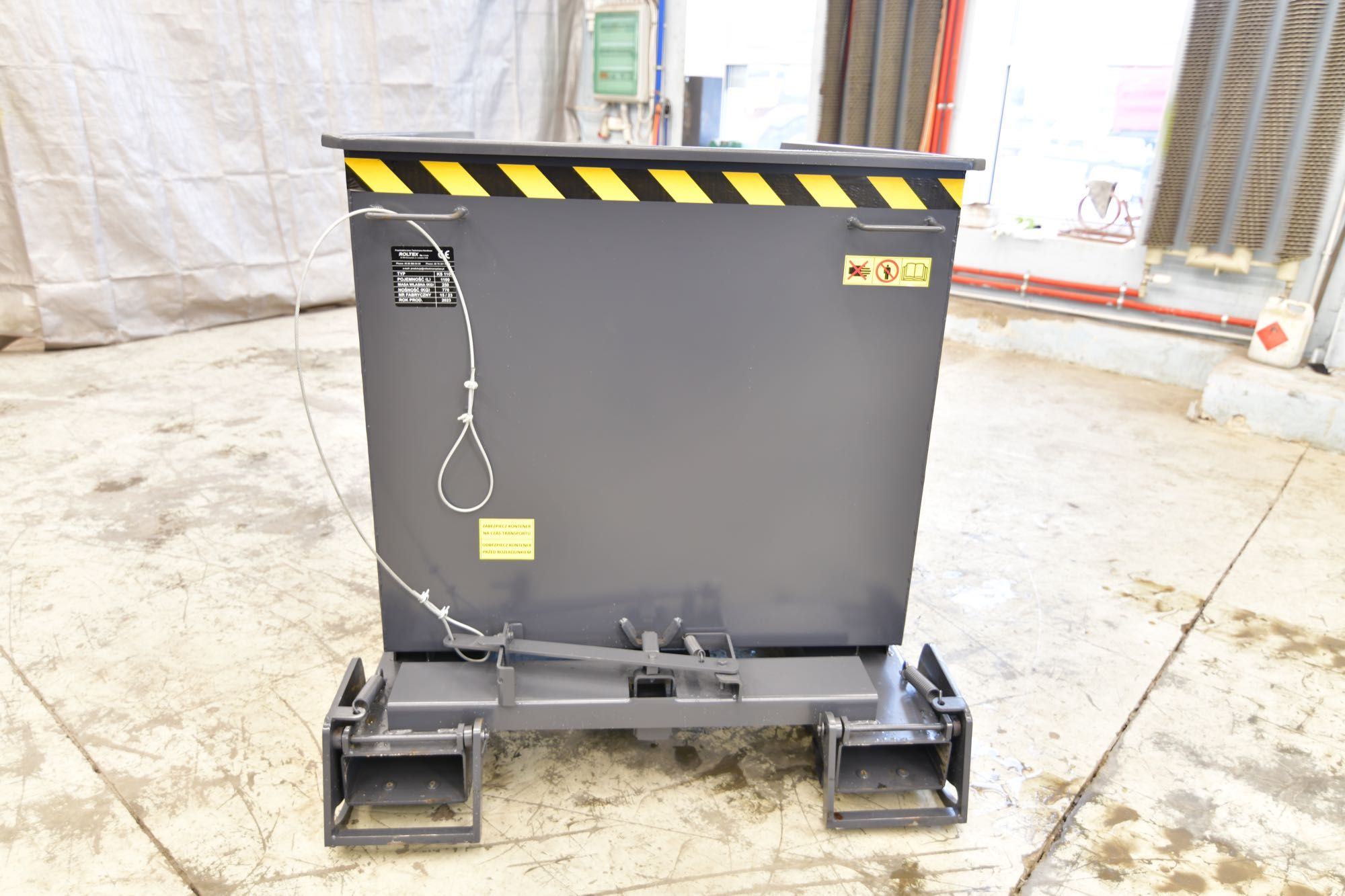 Kontener do wózka widłowego / Koleba / Kontener samowyładowczy 1100L