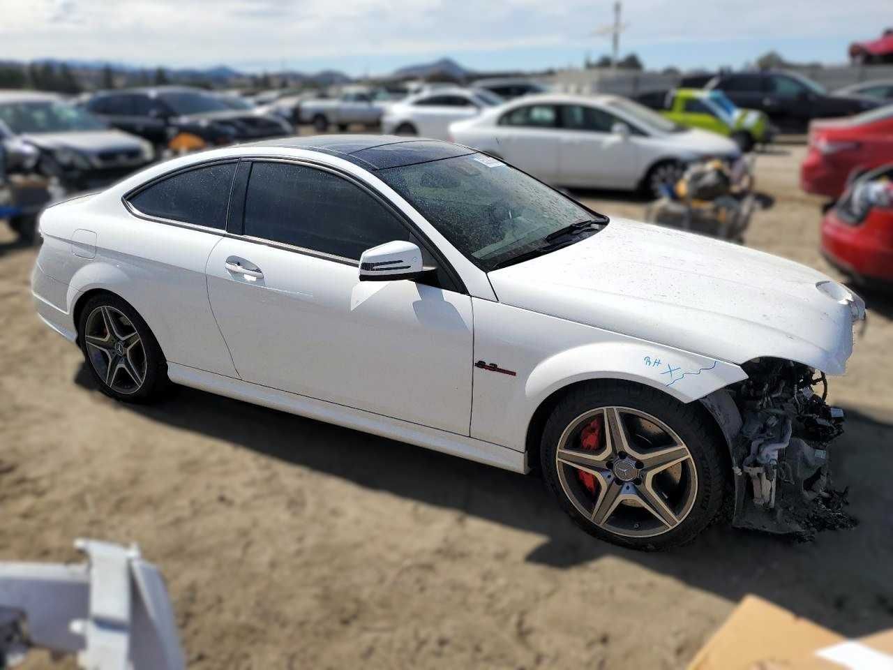 Mercedes C63 AMG Coupe Performance Pack P30