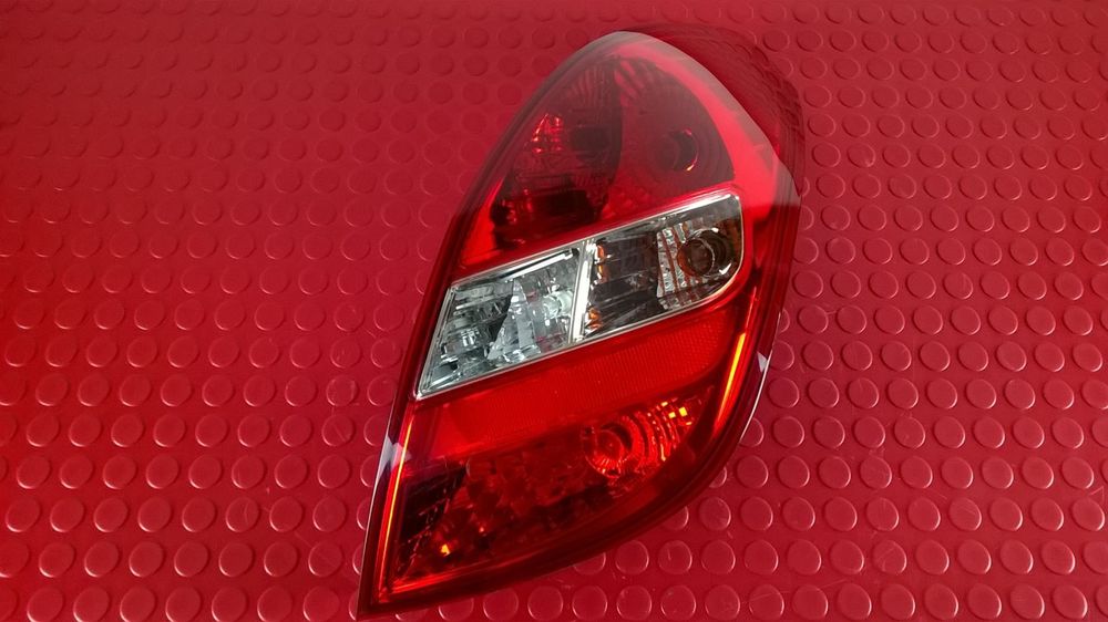 Farolim Tras Direito - 92402-1J000 [Hyundai I20 PBT]