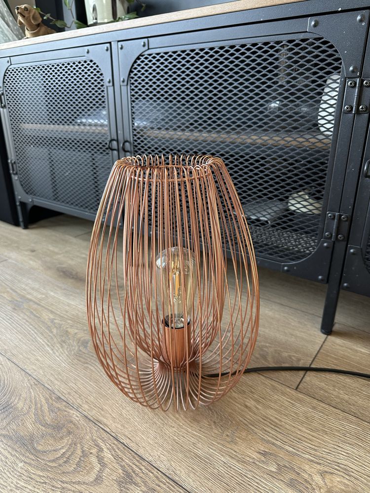 Lampa druciana z żarówką