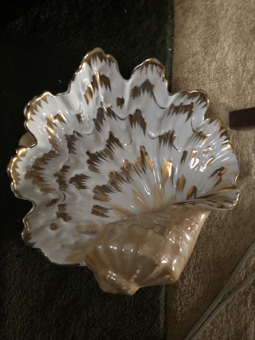 Цукерниця-ракушка