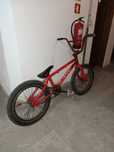 Vendo bmx vermelha