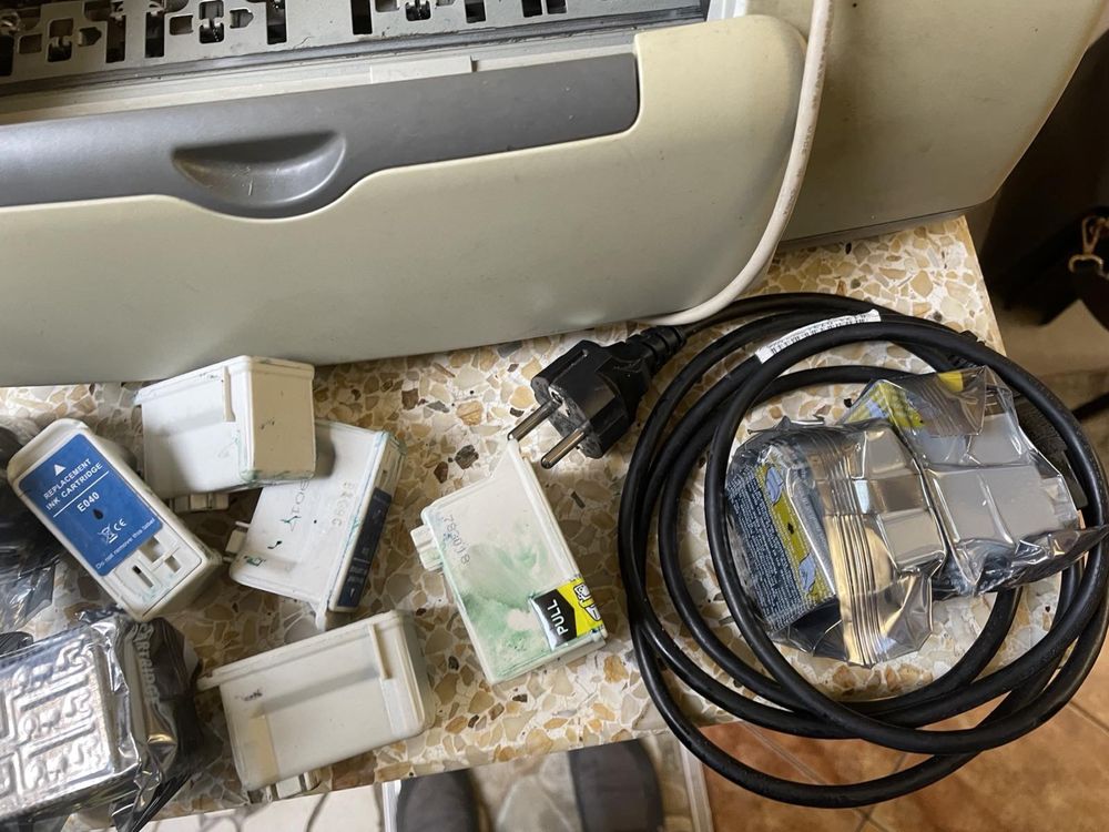 > Принтер Epson stylus c62 b162a