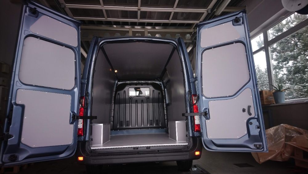 Renault Master L2H2 Profesjonalne zabudowy aut dostawczych