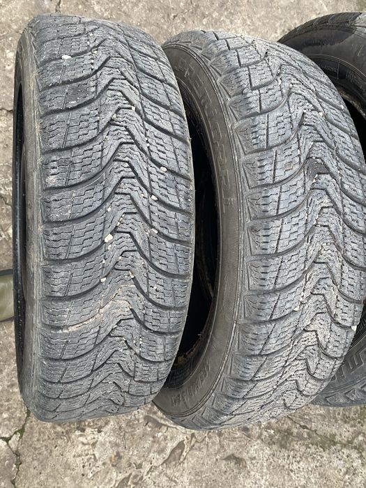 Зимова резина r15