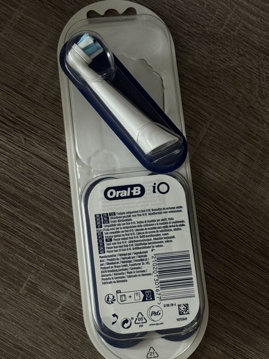 Насадки на щітку oral b io