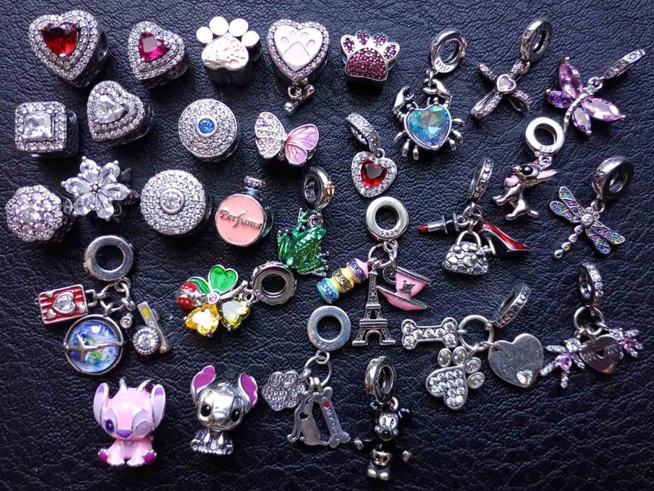 Шарми срібні 925, Пандора по 300 грн.