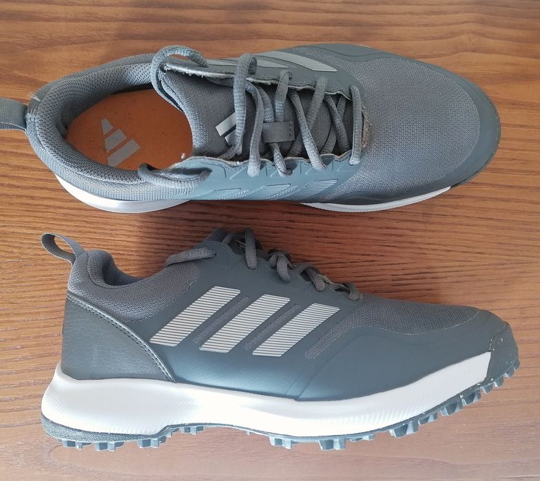 Ténis de Golfe ADIDAS - 40 - Novos