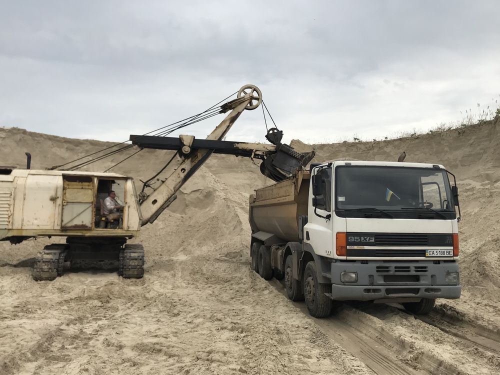 Песок щебень камень буд отсев доставка по Черкассах и области