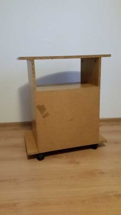 Szafka pod TV na kółkach