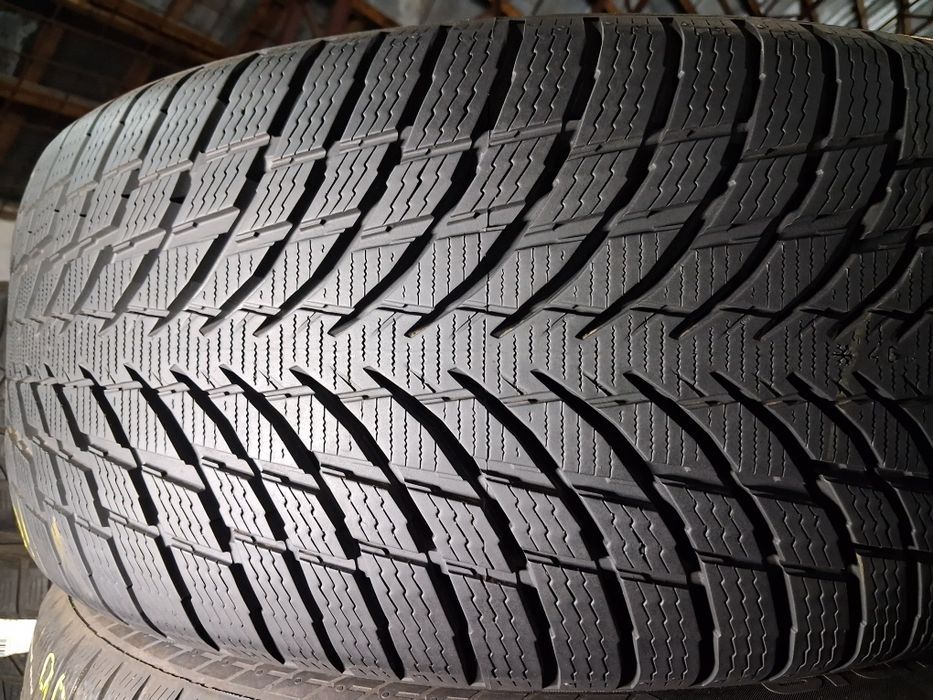 245/45 19 Nokian WR Snowproof Резина зимова