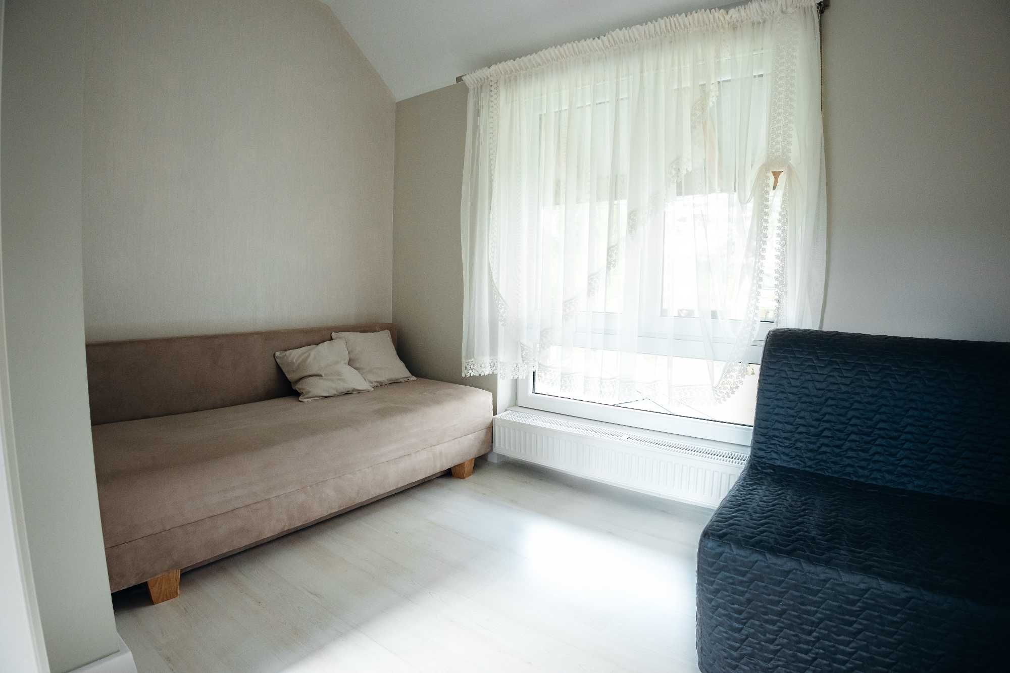 Apartament, mieszkanie z klimatyzacją 3 pokoje z salonem i kuchnią Kra