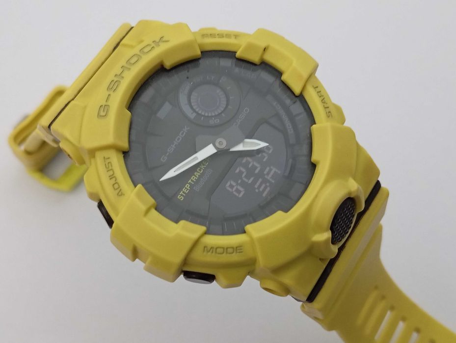 Casio G-Shock GBA-800 - krokomierz, bluetooth, fajny kolor