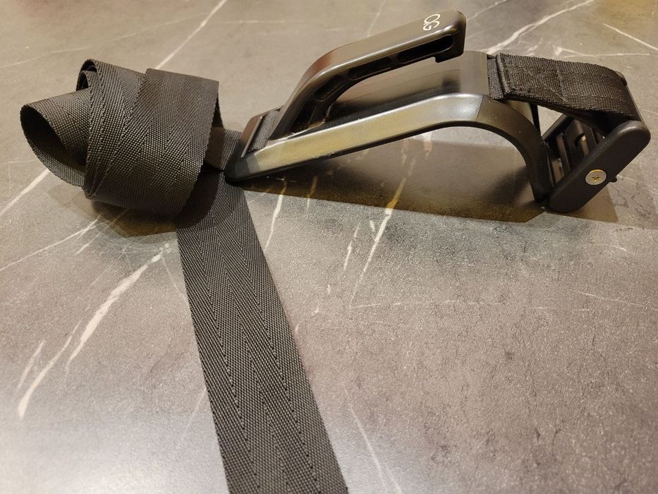 Adapter do pasów dla kobiet w ciąży