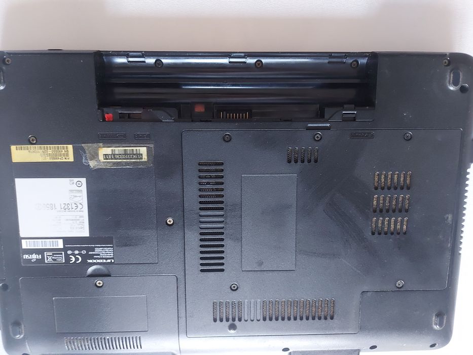 Продам ноутбук Fujitsu lifebook, AH530