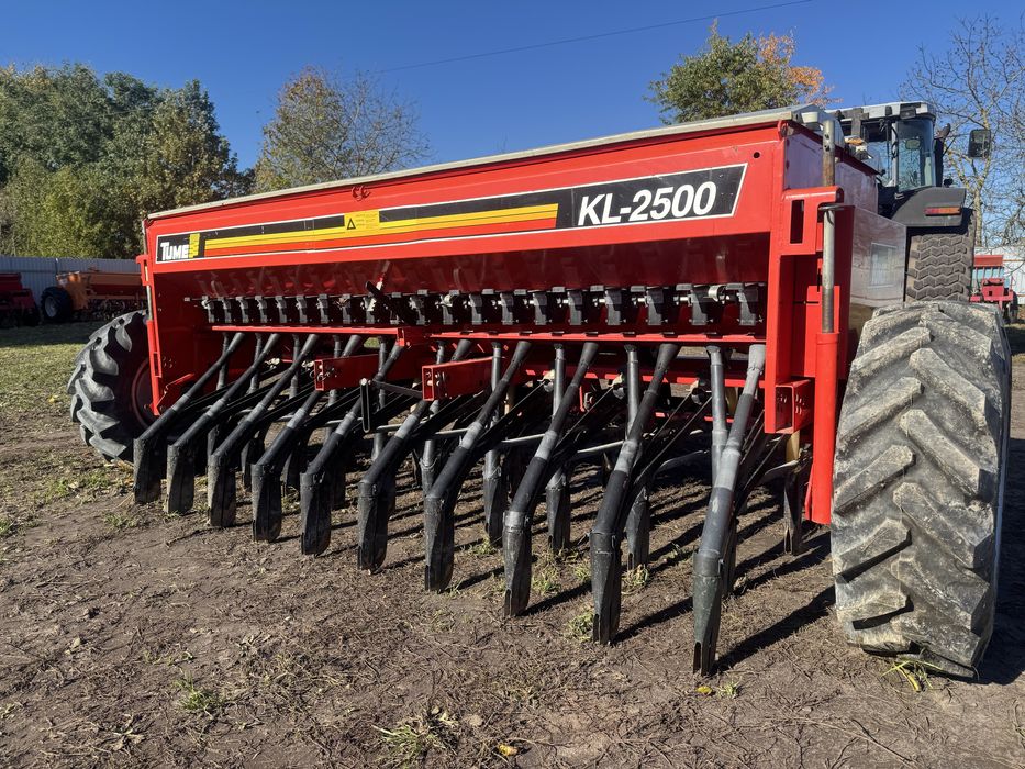 Сівалка зернова Анкерна з міндобривом TUME KL2500 2.5м Гарний Стан