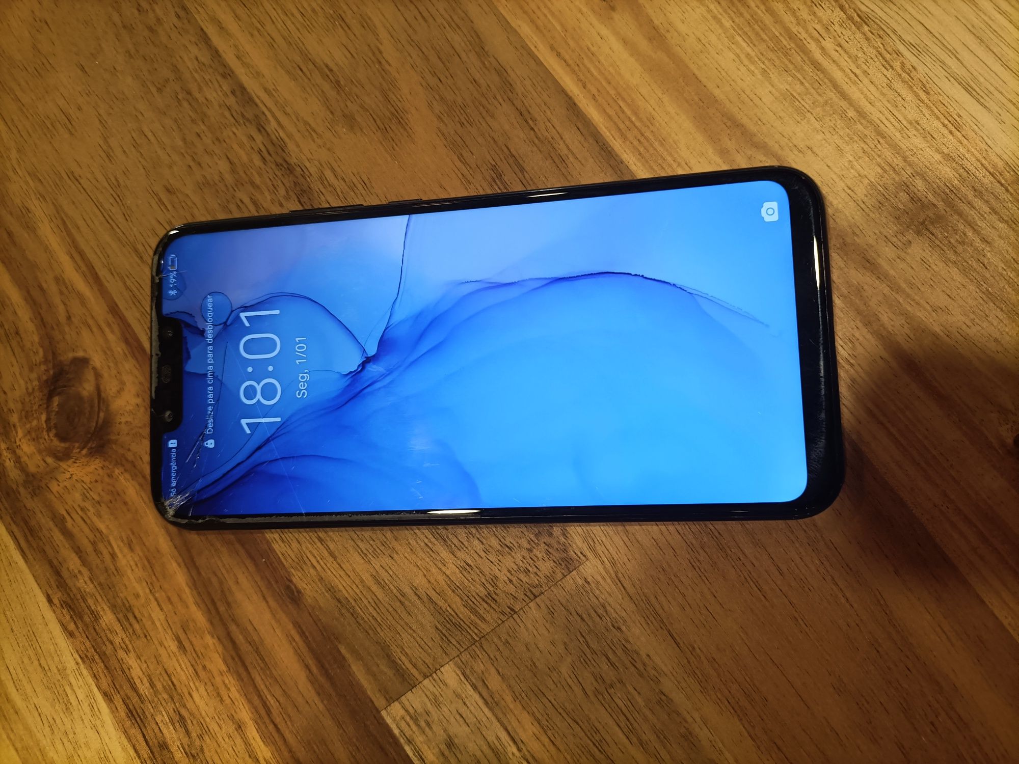 Huawei Mate 20 lite - 4g ram e 64g rom com ecrã rachado