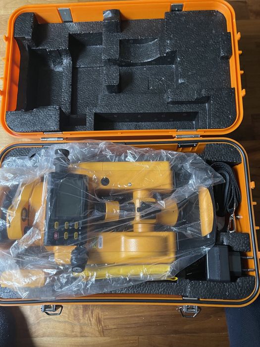 Теодолит электронный НОВЫЙ инстумент