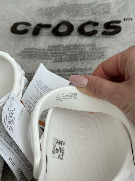 Сабо Crocs M7W9 25,5 см Classic Geometric Clog крокси білі нові 39 40