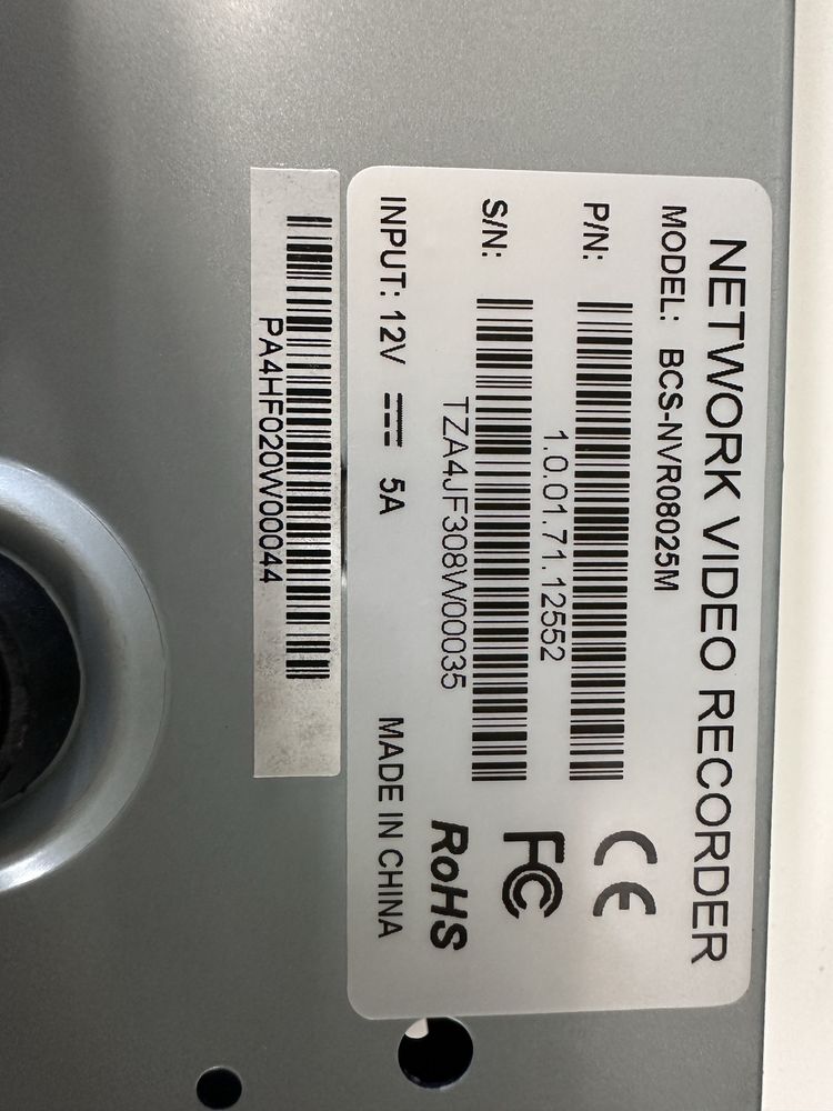 Rekestrator sieciowy BCS IP 8 kanałowy z PoE Gratis monitor 4Tb