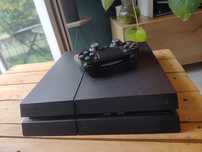 PS4    1TB  pad + fc24