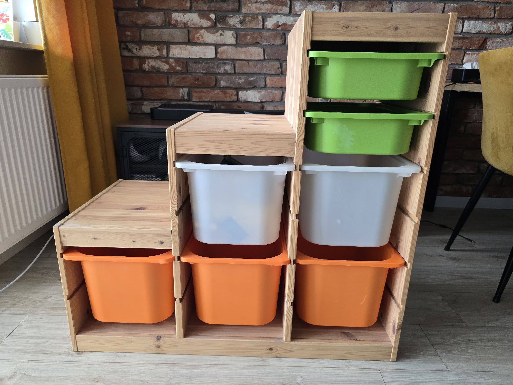 Szafka trofast ikea z pojemnikami