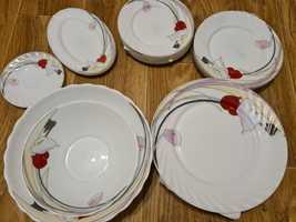 Продам набор посуды тарелки тарілки