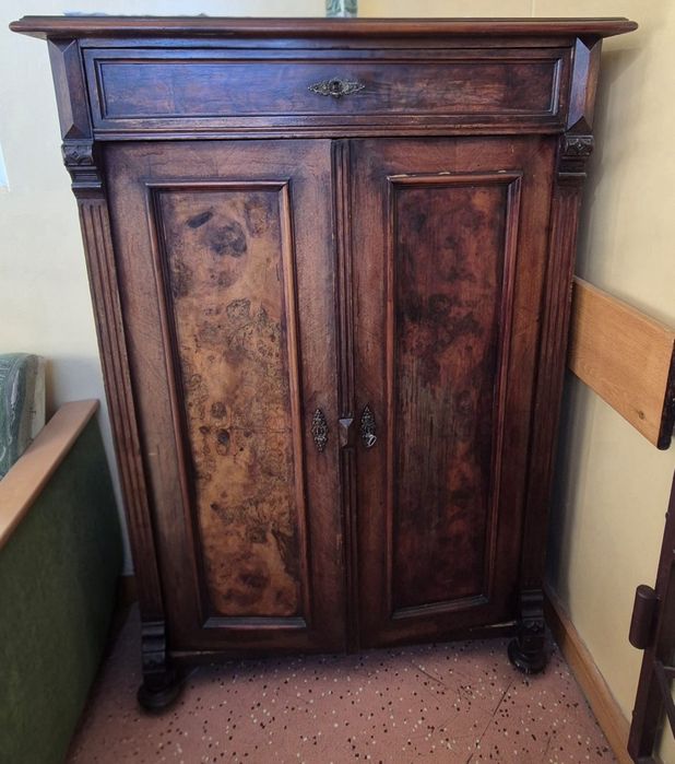 Zabytkowa bieliźniarka komoda vintage