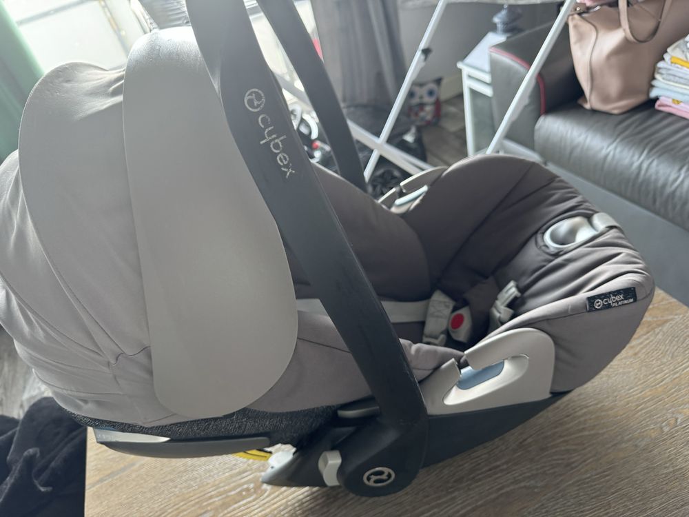 Nosidełko cybex platinum cloud Z i-size