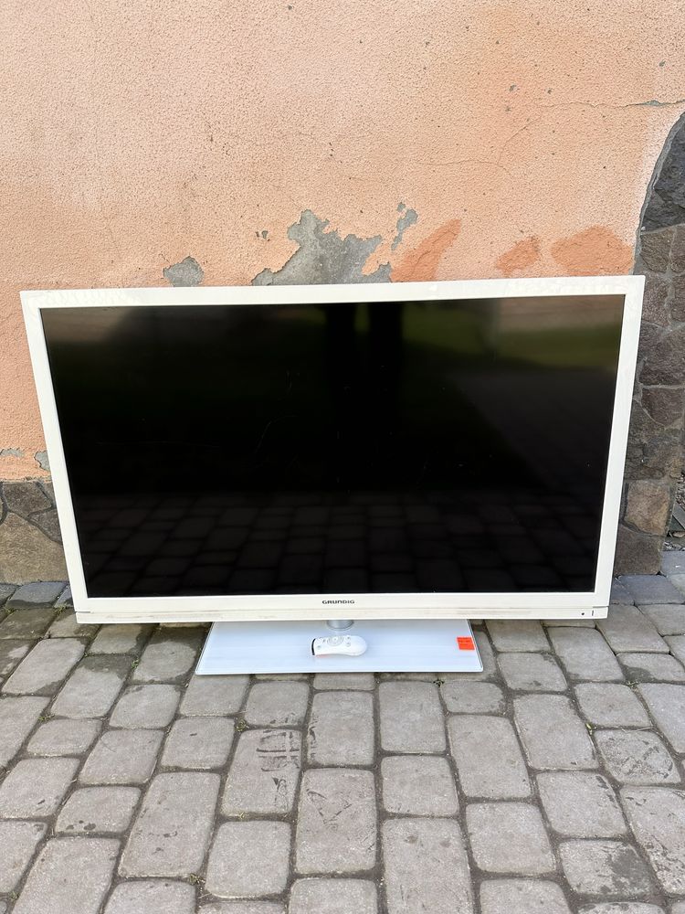 Телевізор (00102) 46 дюймів Grundig плазма