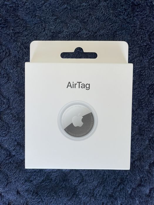 Apple AirTag white