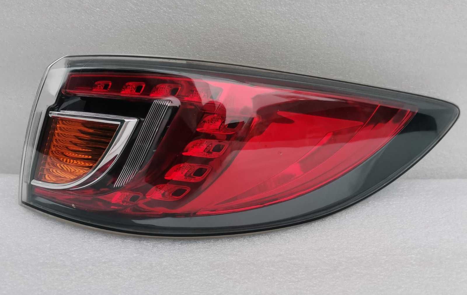 Фонарь задний правый стоп красный Mazda 6 GH 2008-2013 универсал