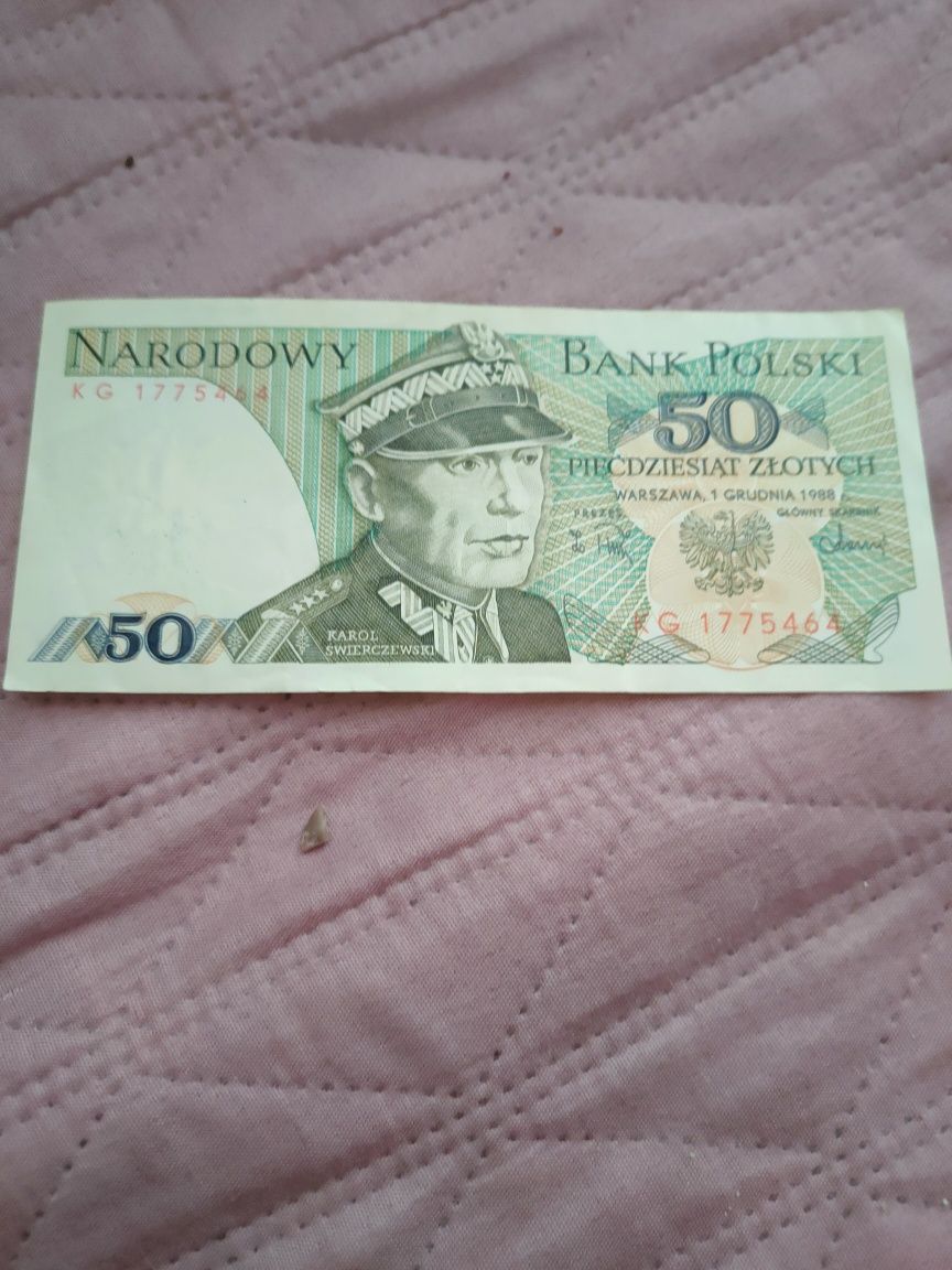 Banknot 50 zł z 1988 roku z wadą ( przesunięta twarz)