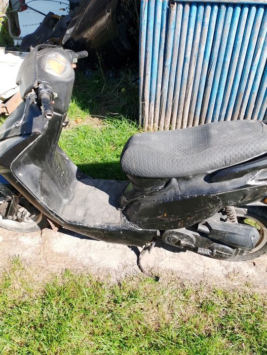 Продам Скутер на бензині