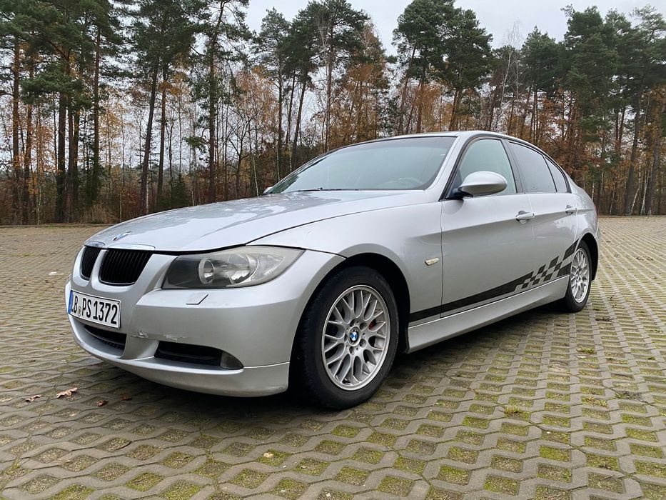 BMW Seria 3 320d 163KM Nawigacja Sportowe Grzane Fotele Szyberdach Multifunkcja