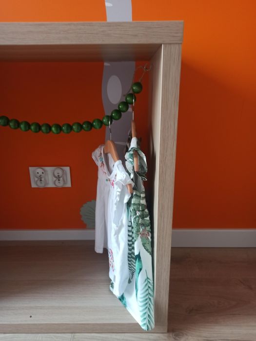 Szafa w stylu Montessori Kallax