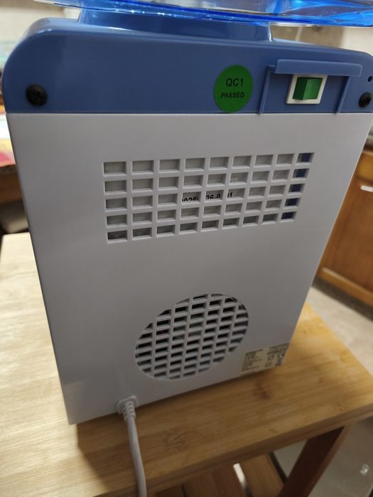 Dispensador de água fresca e natural