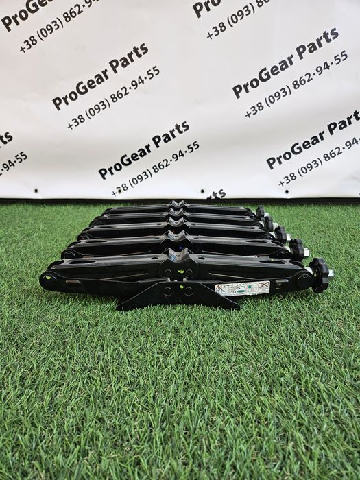 Штатний оригінальний домкрат Toyota Proace | Peugeot Expert