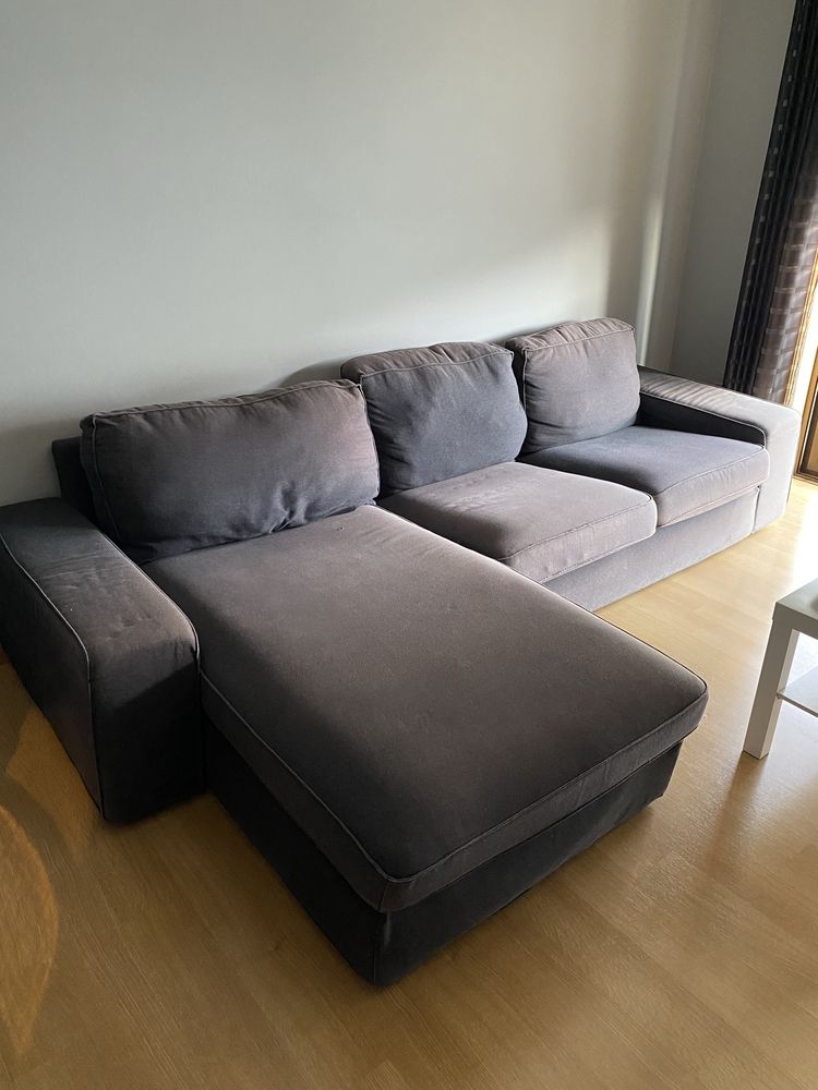 Sofa cinzento escuro