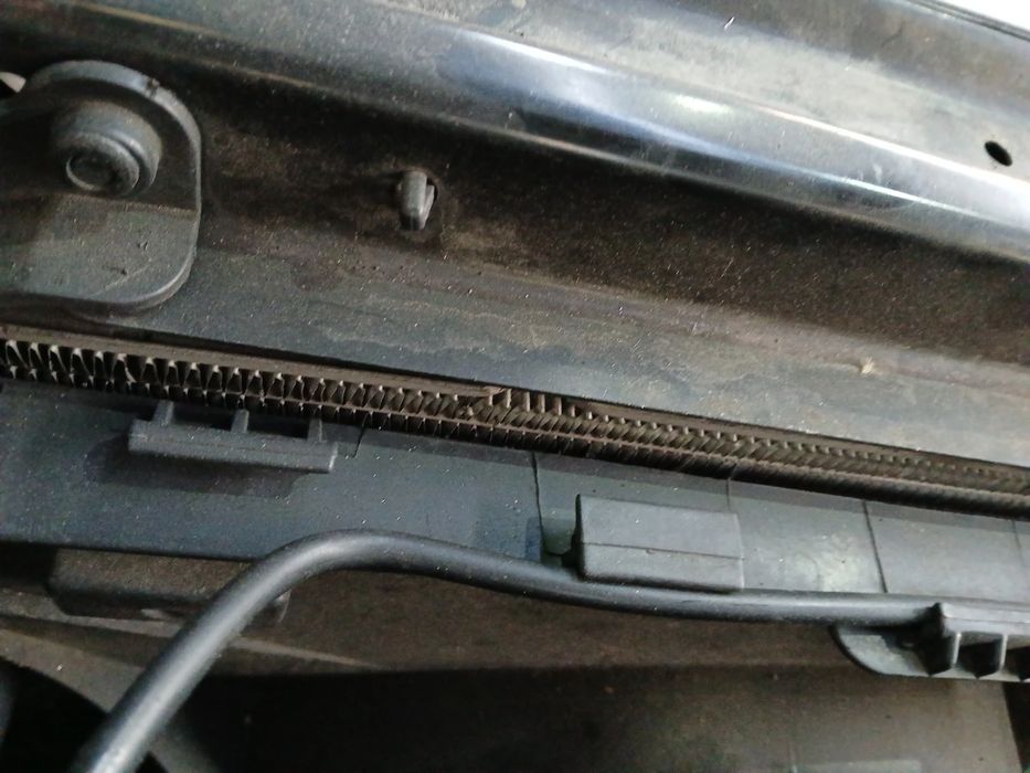 Porta trás esquerda VOLVO XC60 I (156)