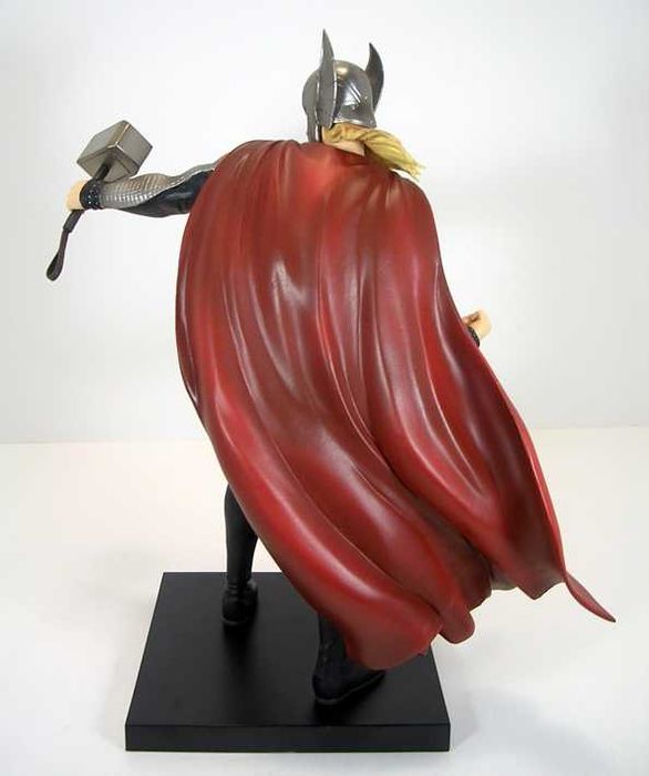 Thor (Figure/Statue)